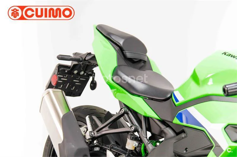 Kawasaki Ninja ZX-4RR – Vista 12