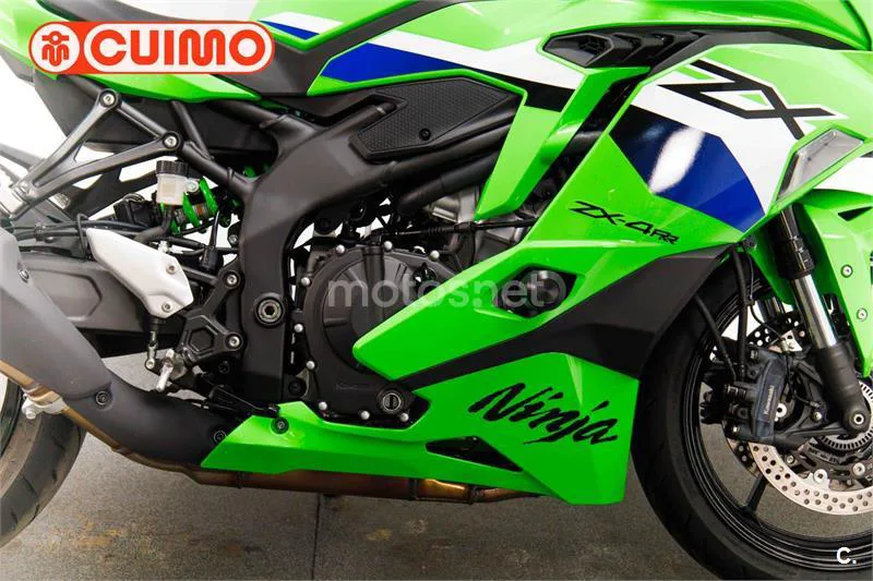 Kawasaki Ninja ZX-4RR – Vista 14