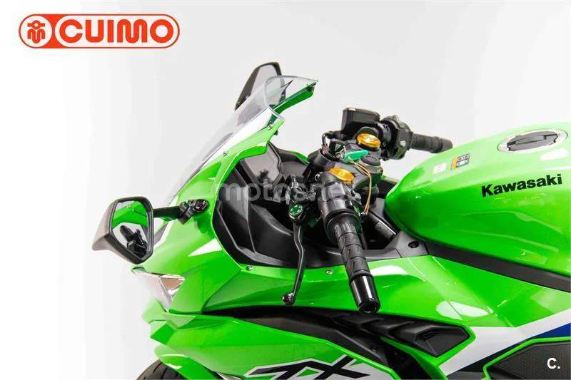 Kawasaki Ninja ZX-4RR – Vista 18