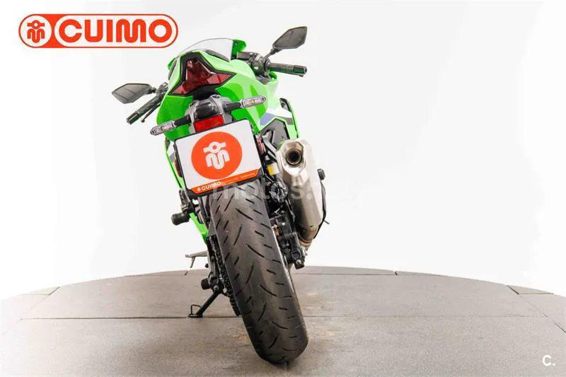 Kawasaki Ninja ZX-4RR – Vista 5