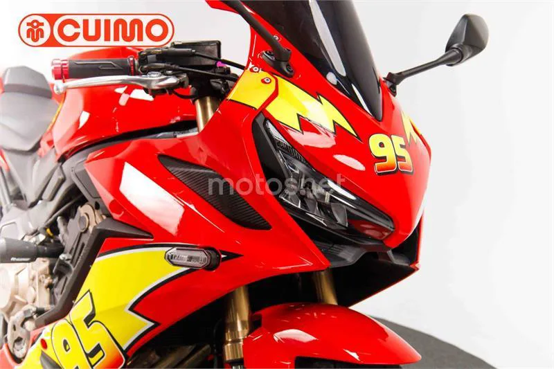 Honda CBR 650 R – Vista 11