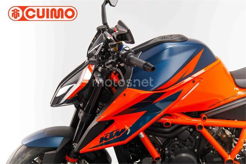 KTM 1290 Super Duke R – Vista 20