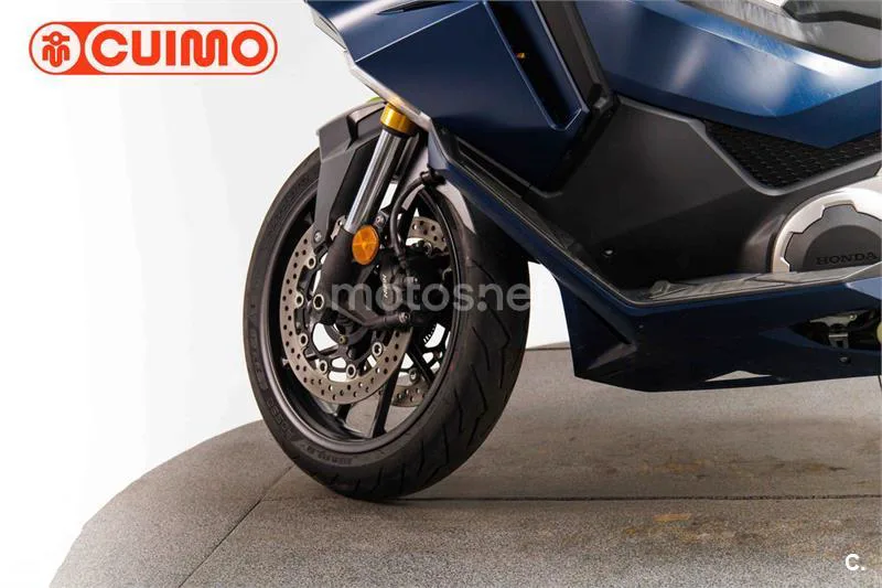 Honda Forza 750 – Vista 19
