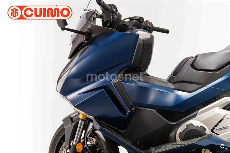 Honda Forza 750 – Vista 20