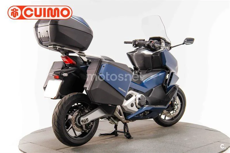 Honda Forza 750 – Vista 4
