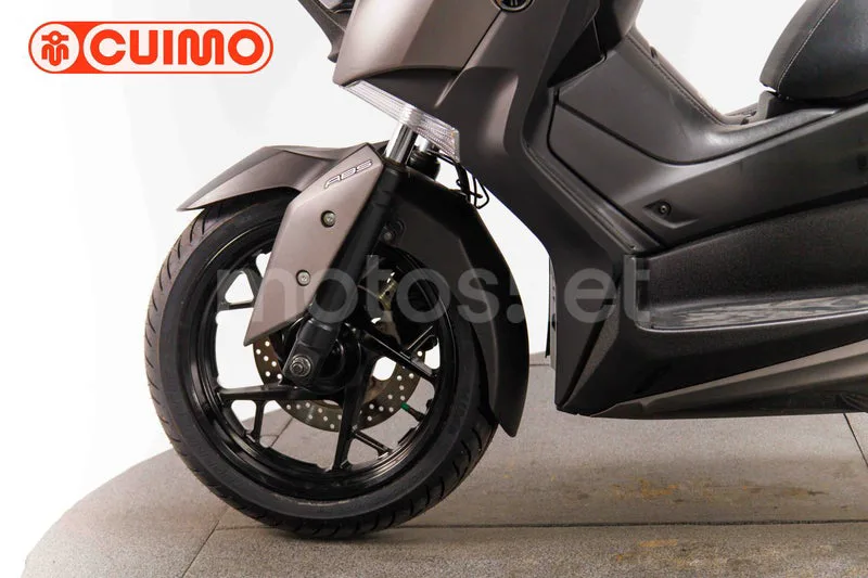 Yamaha XMAX 300 – Vista 19