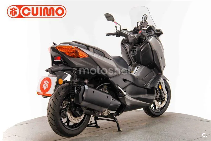 Yamaha XMAX 300 – Vista 4