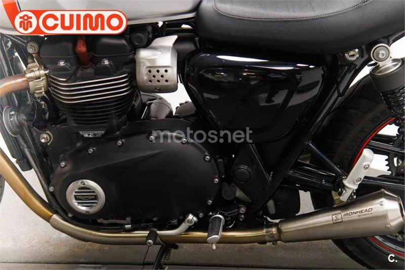 Triumph Street Twin – Vista 19