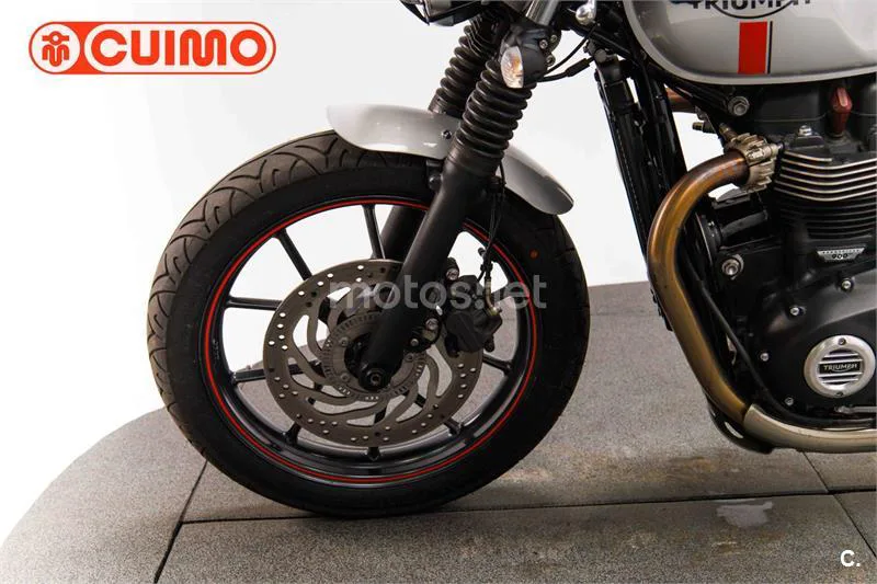 Triumph Street Twin – Vista 21