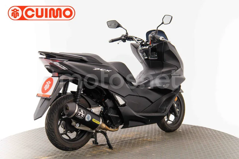 Honda PCX 125 – Vista 4