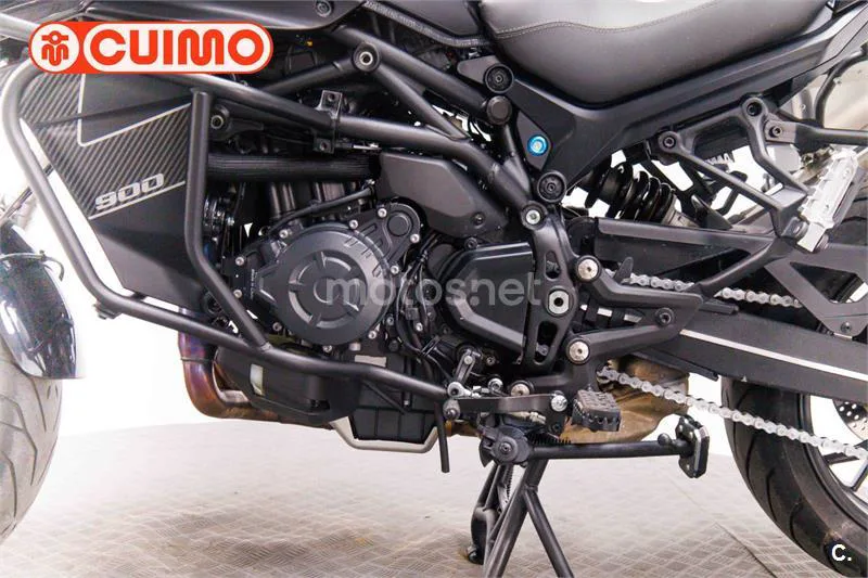 QJ Motor SRT 900 SX – Vista 19