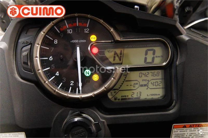 Suzuki V-Strom 1000 – Vista 24
