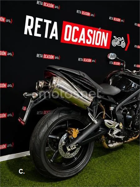 Triumph Street Triple – Vista 4