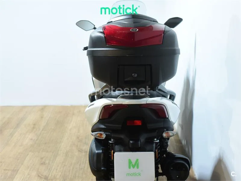 Yamaha Tricity – Vista 6