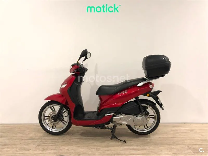 Peugeot Tweet 125 – Vista 6