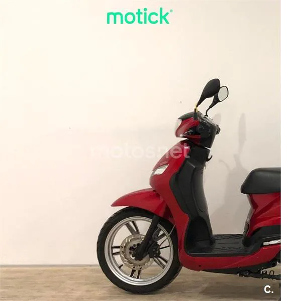 Peugeot Tweet 125 – Vista 7
