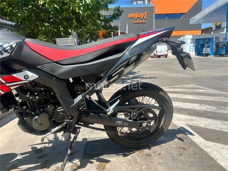 Aprilia SX 125 – Vista 13