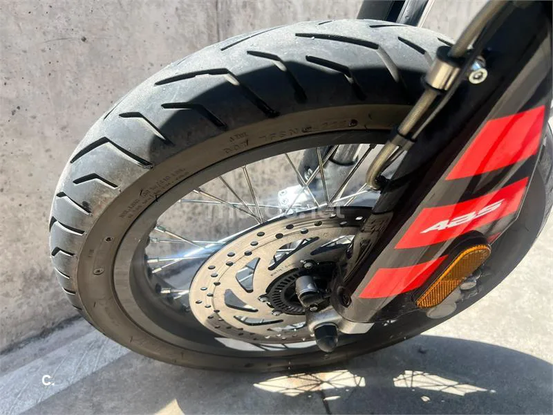 Aprilia SX 125 – Vista 3