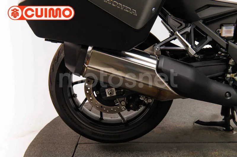 Honda NT1100 – Vista 16