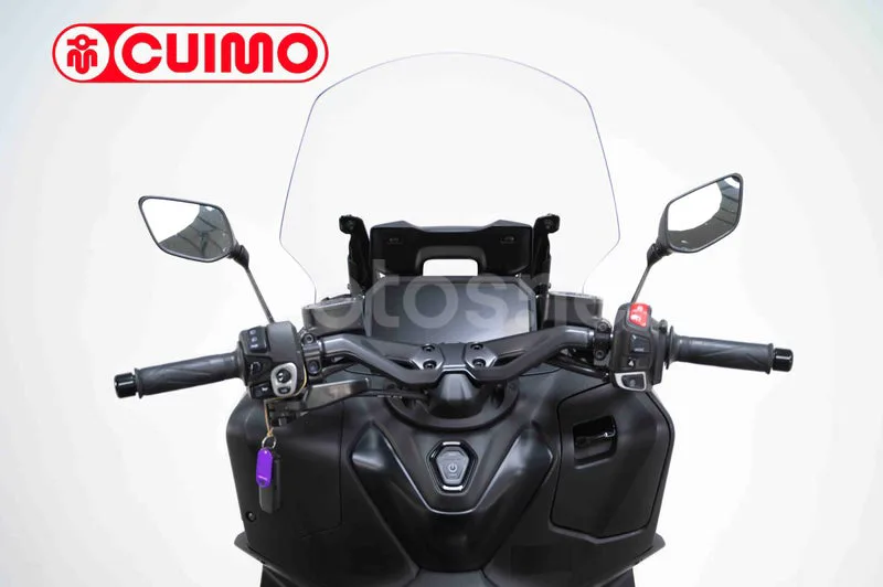 Yamaha TMAX 560 – Vista 17