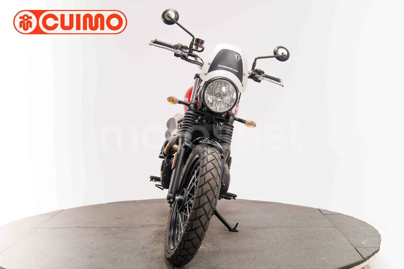 Triumph Scrambler 900 - Vista 10