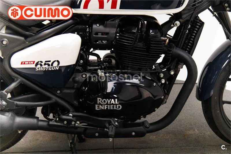 Royal Enfield Shotgun 650 – Vista 12
