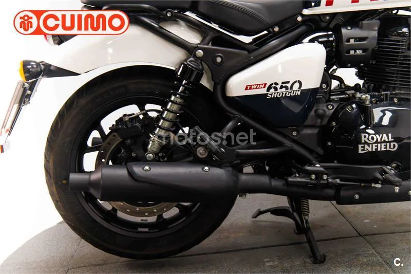 Royal Enfield Shotgun 650 – Vista 13