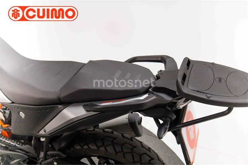 KTM 390 – Vista 20