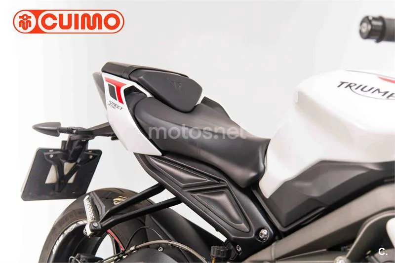 Triumph Street Triple – Vista 12