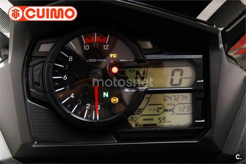 Suzuki V-Strom 650 – Vista 24