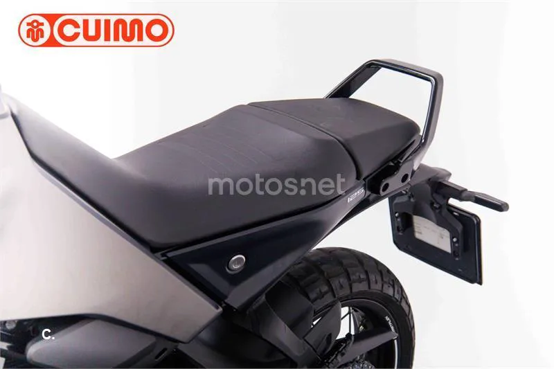 Husqvarna Svartpilen 125 – Vista 23