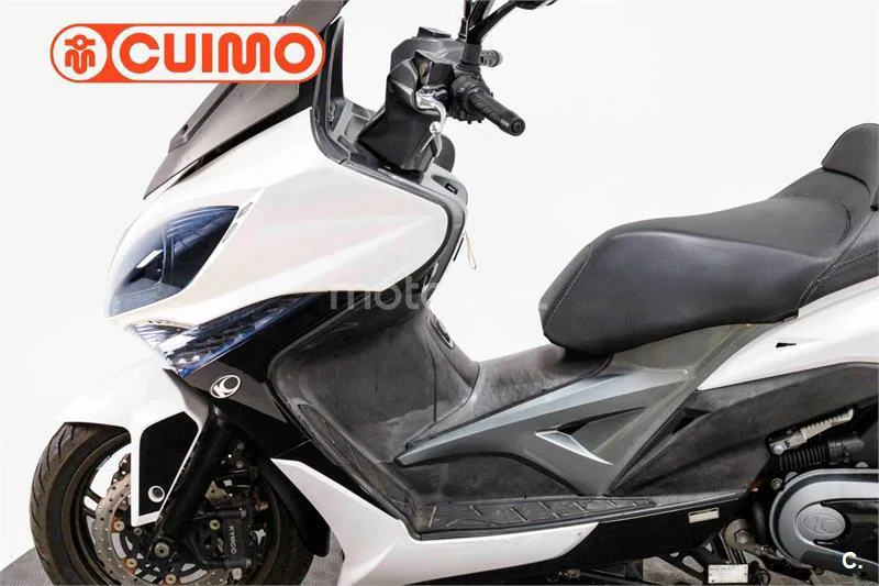 Kymco Xciting 400 – Vista 17