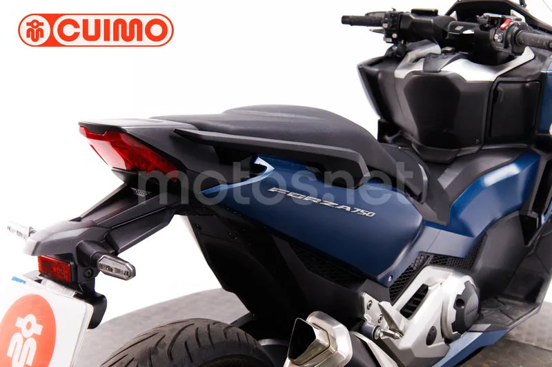 Honda Forza 750 – Vista 16