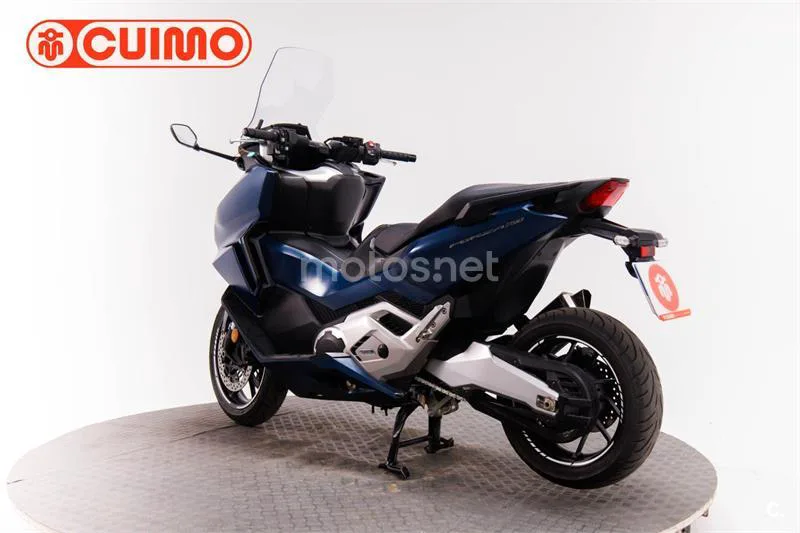 Honda Forza 750 – Vista 6