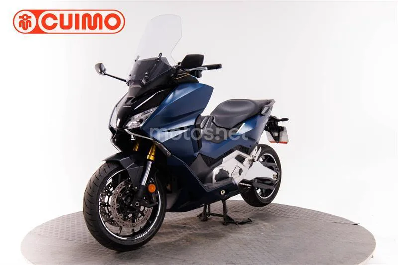 Honda Forza 750 – Vista 9