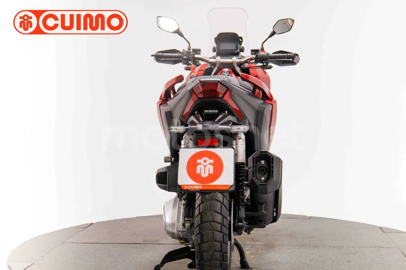 Honda ADV 350 – Vista 8