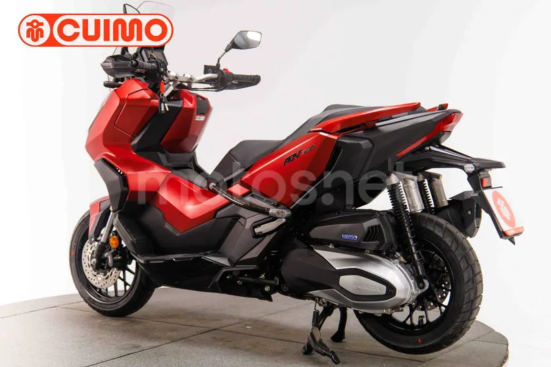 Honda ADV 350 – Vista 10