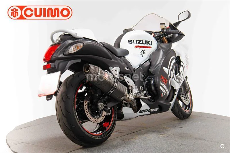 Suzuki Hayabusa – Vista 4