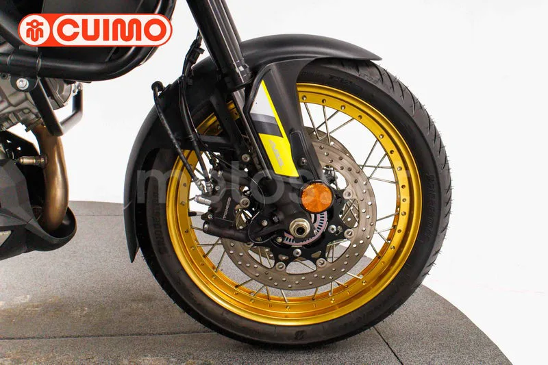 Suzuki V-Strom 1000 – Vista 28