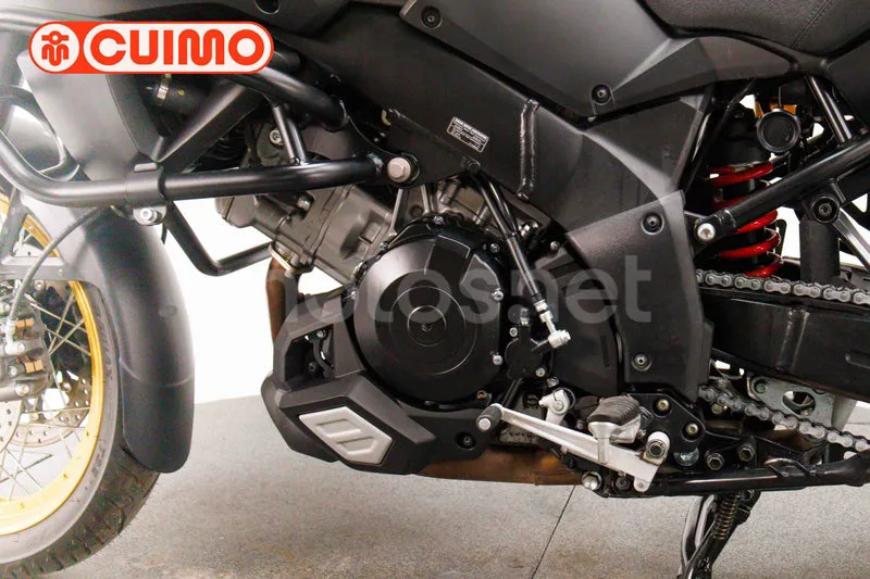 Suzuki V-Strom 1000 – Vista 42