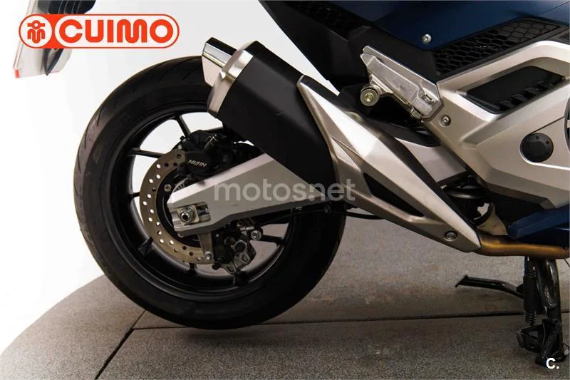 Honda Forza 750 – Vista 14