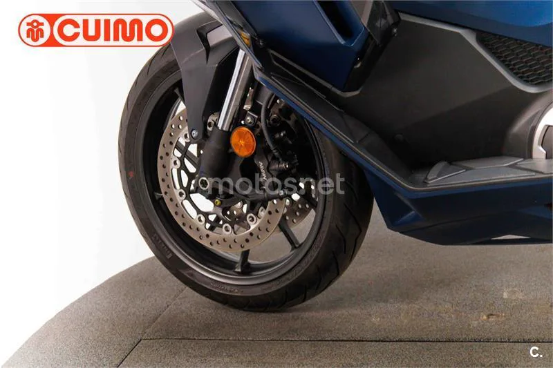 Honda Forza 750 – Vista 19