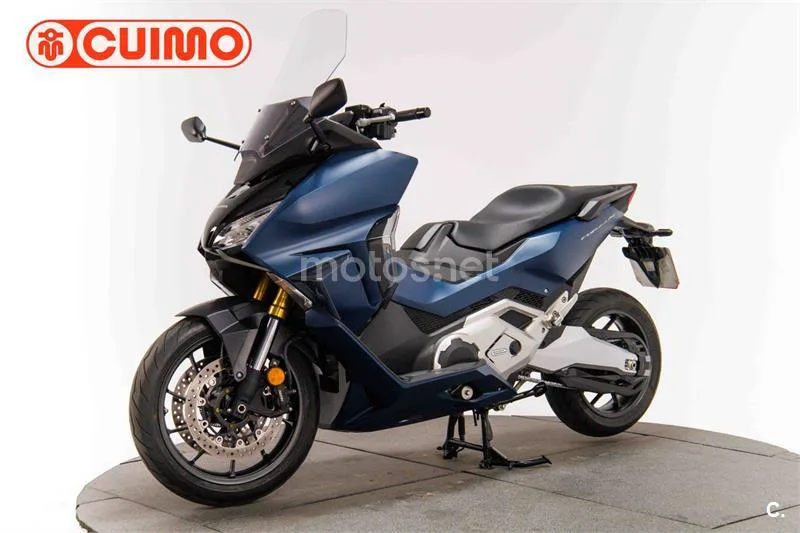 Honda Forza 750 – Vista 9
