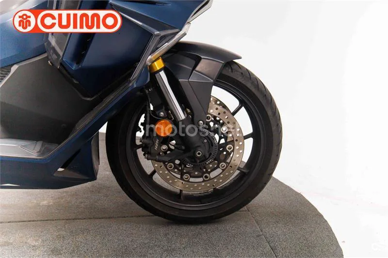 Honda Forza 750 – Vista 13