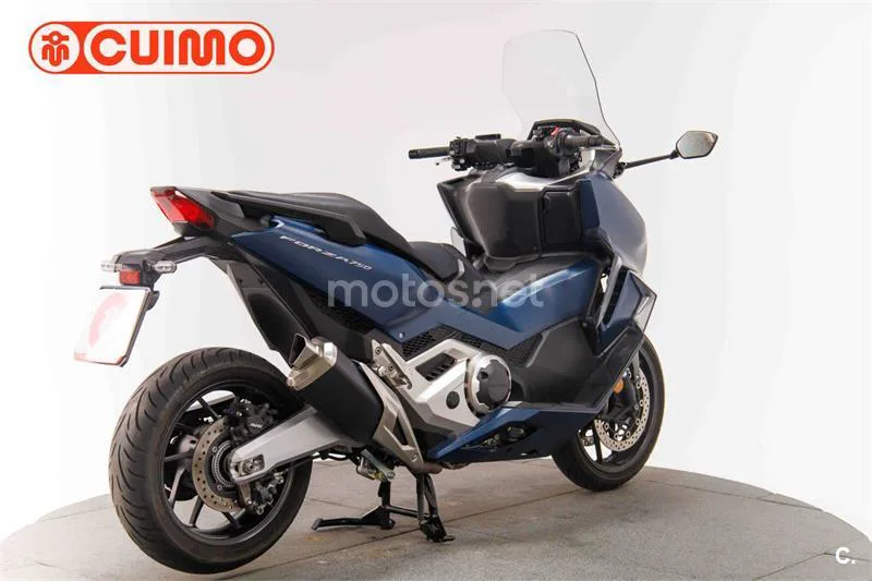 Honda Forza 750 – Vista 4
