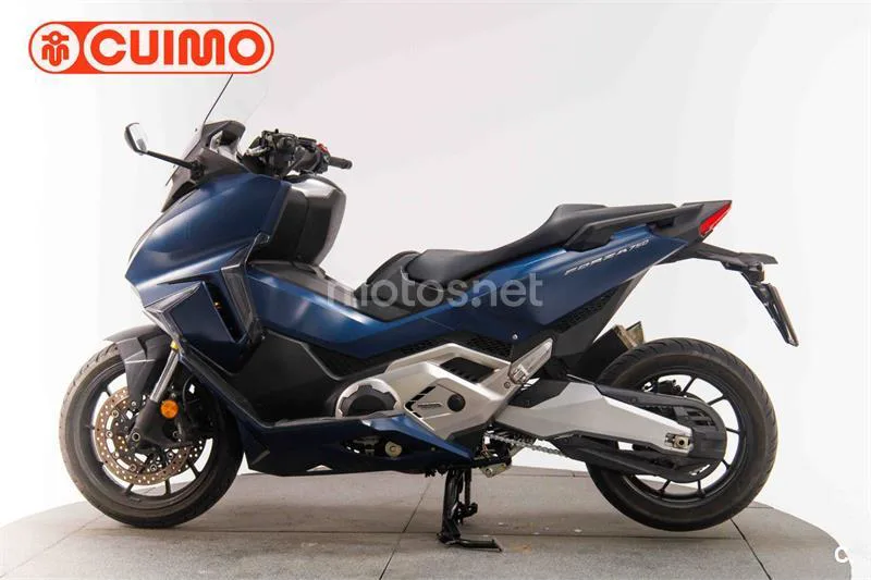 Honda Forza 750 – Vista 8