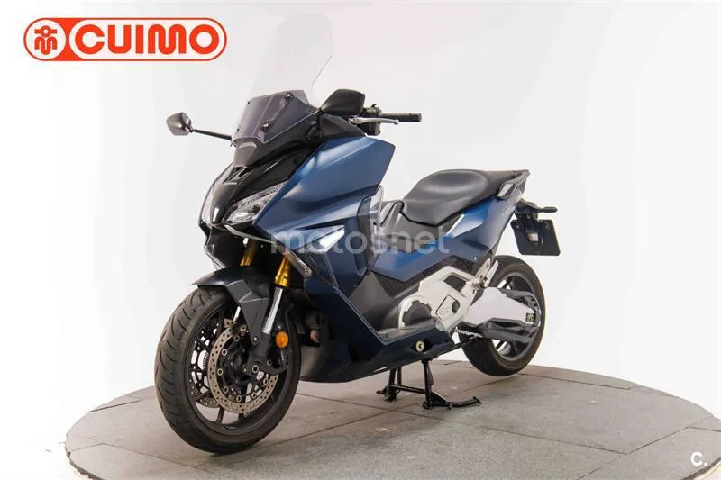Honda Forza 750 – Vista 9