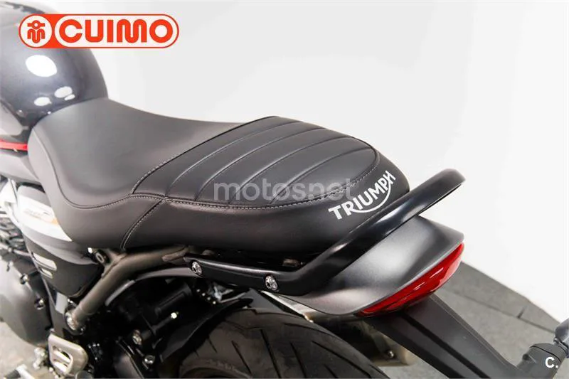 Triumph Speed 400 – Vista 22