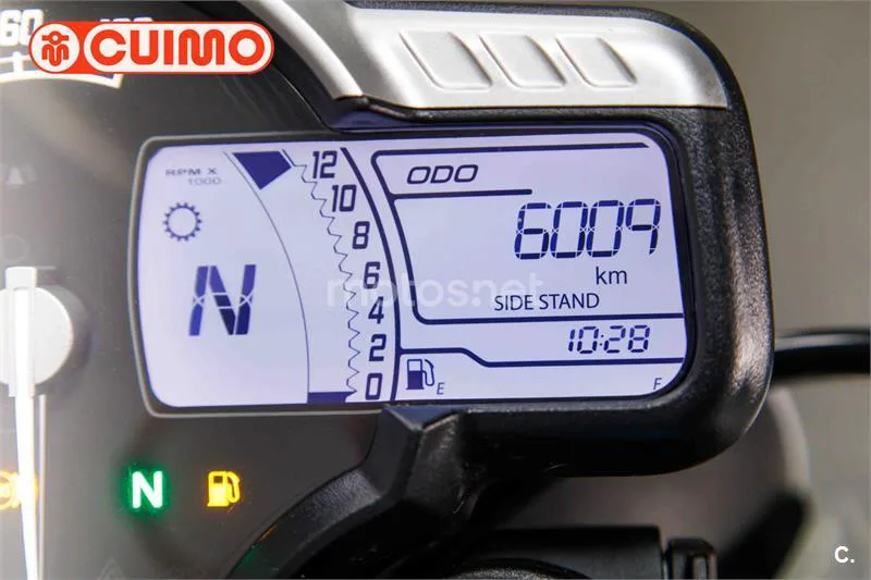 Triumph Speed 400 – Vista 30