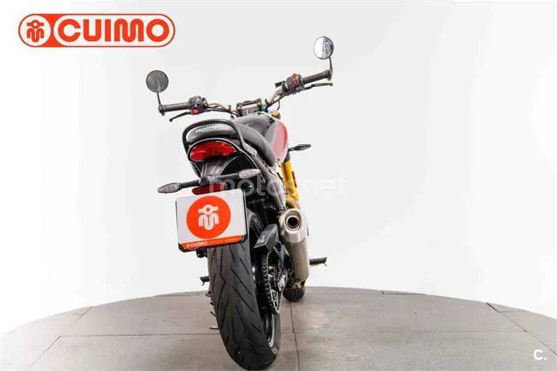 Triumph Speed 400 – Vista 5
